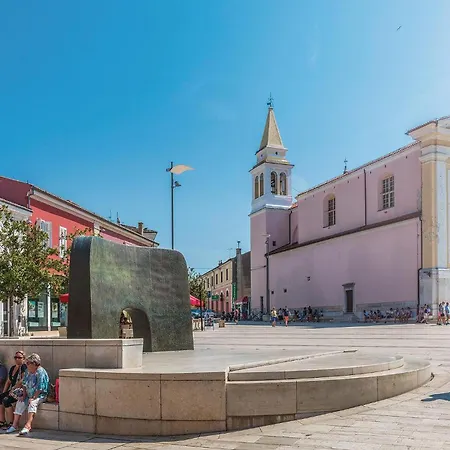 Cerova Ii Apartman *