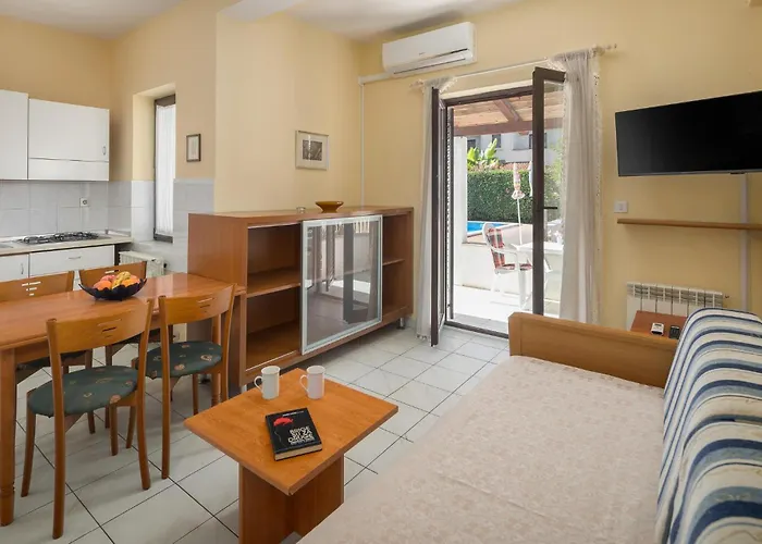 Cerova Ii Διαμέρισμα