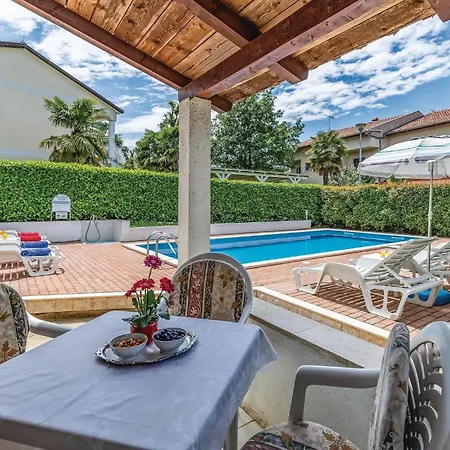 1 Bedroom Beautiful In * Porec