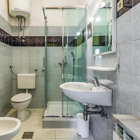 Apartment 1 Bedroom Beautiful In