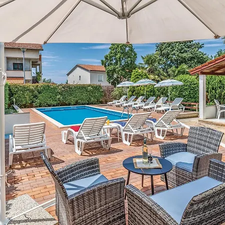 Apartment Cerova Ii *